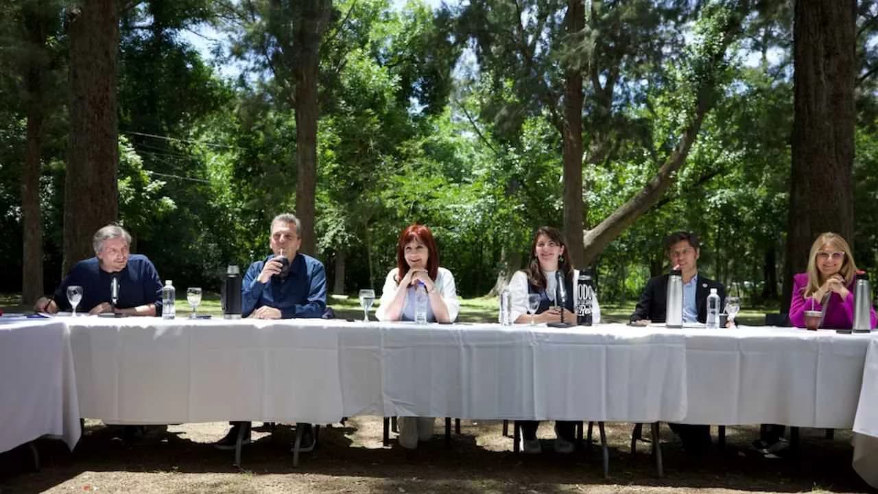 Se Derrumba el Reino K: La Guerra Civil Peronista Expone el Ocaso de Cristina