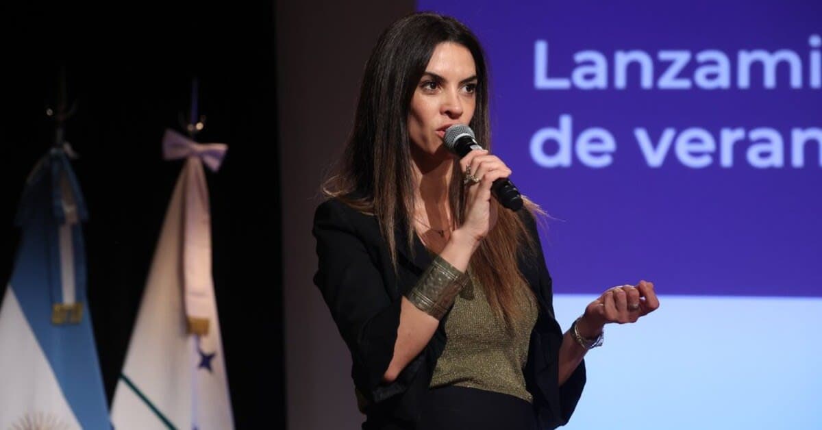 Destituyen a Subsecretaria de Turismo por Vacaciones no Autorizadas en Londres