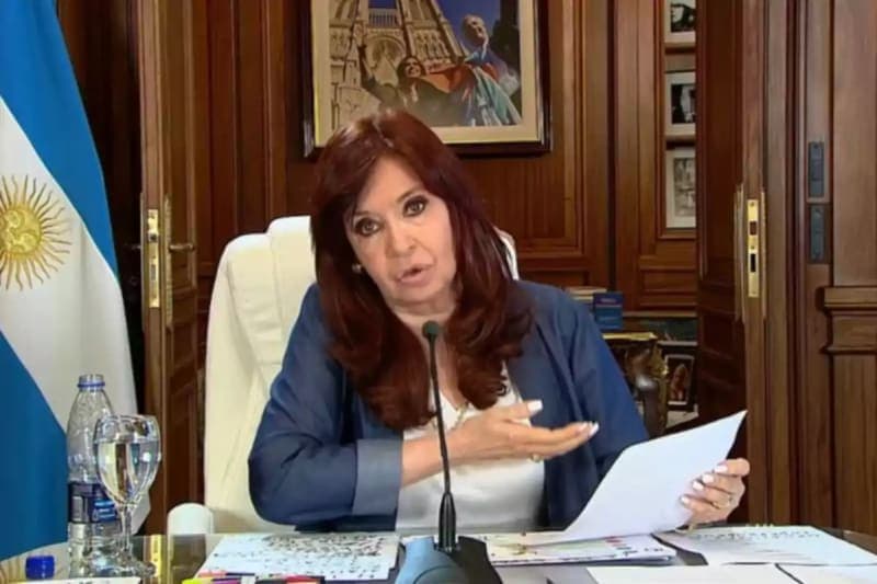 Quintela se rebela contra los dinosaurios kirchneristas