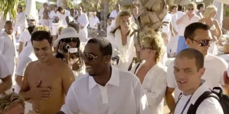 El oscuro espectáculo de Diddy: Noches de excesos y manipulación