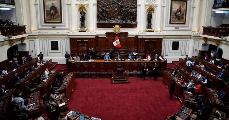 Desenmascarando la Corrupción: El Congreso Peruano bajo la Lupa
