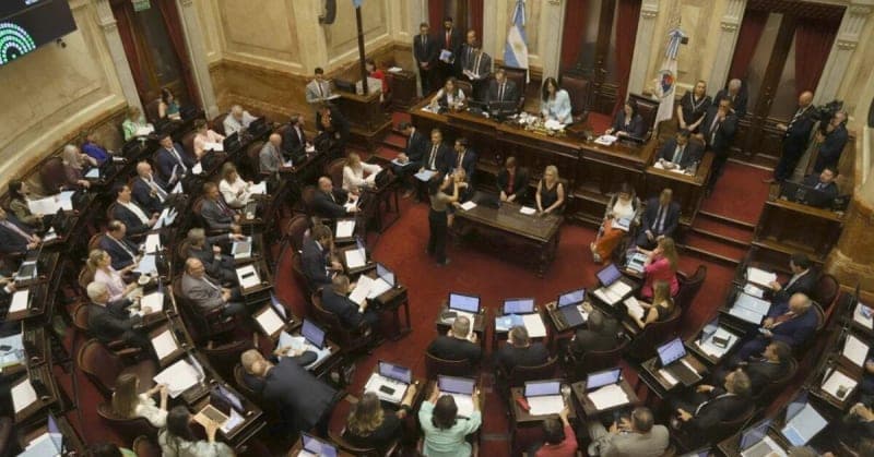 Jaque al Senado: Entre Criptomonedas y PASO